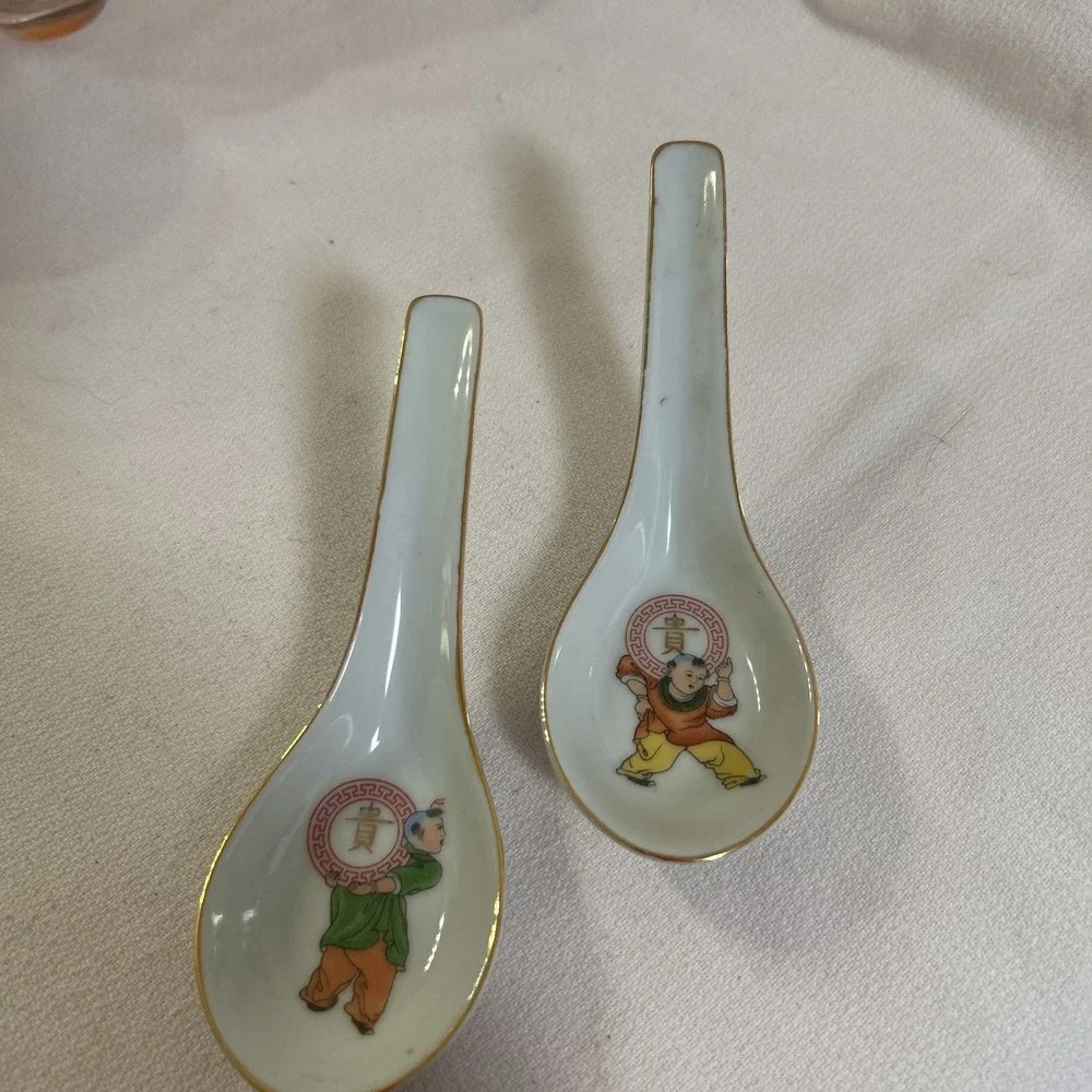 2 Vtg 70s Porcelain Chinese Soup Rice Spoons